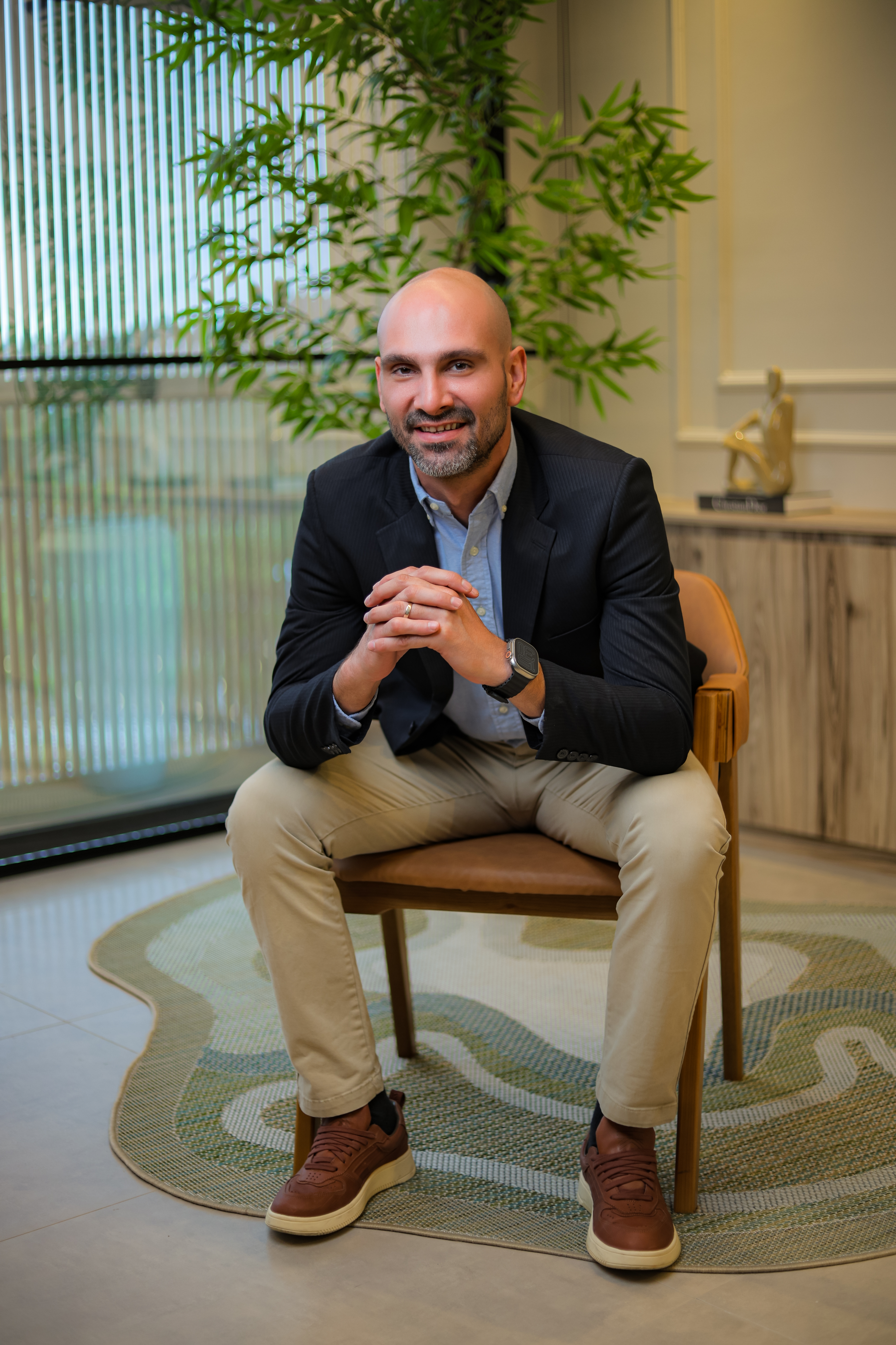 Dr. Marcos Sudario, médico pediatra especialista em emergências pediátricas